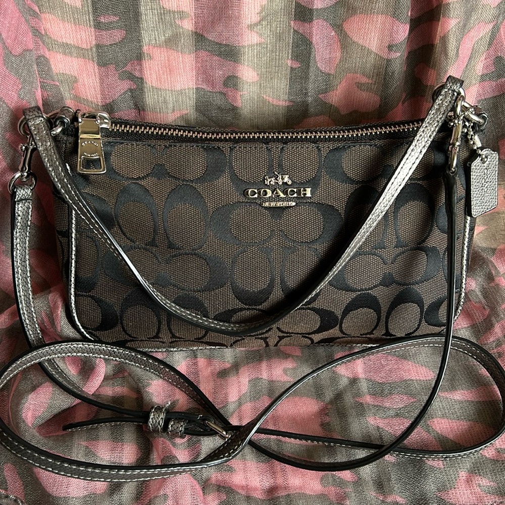 Coach crossbody purse.